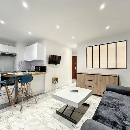 Studio De Jonathan - Refait A Neuf - Plage A 200M Juan-les-Pins Exterior photo