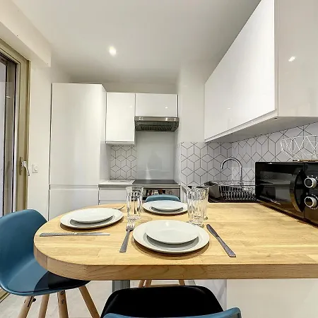 Studio De Jonathan - Refait A Neuf - Plage A 200M Juan-les-Pins Exterior photo