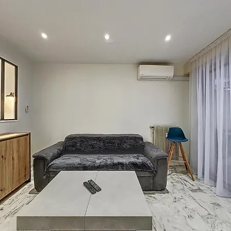 Studio De Jonathan - Refait A Neuf - Plage A 200M Juan-les-Pins Exterior photo
